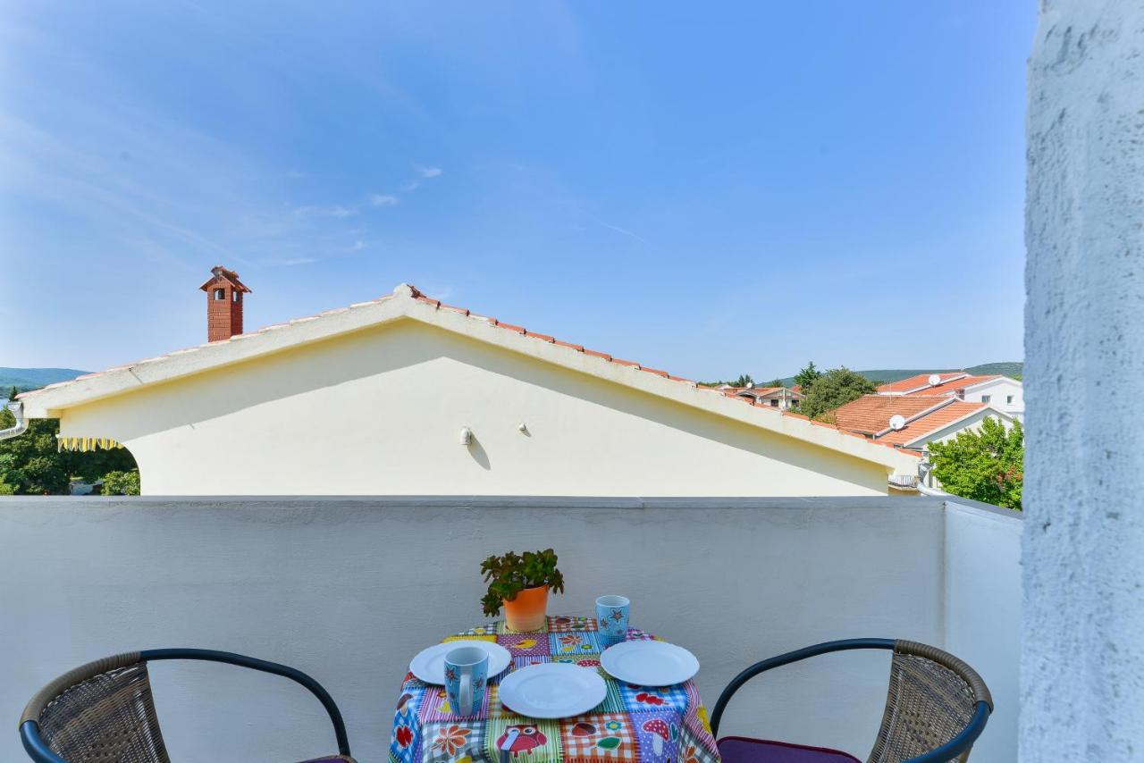 Apartments Lavanda Turanj Exterior photo