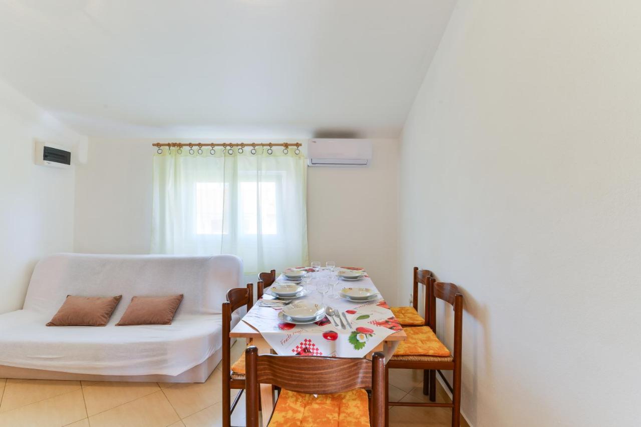 Apartments Lavanda Turanj Exterior photo
