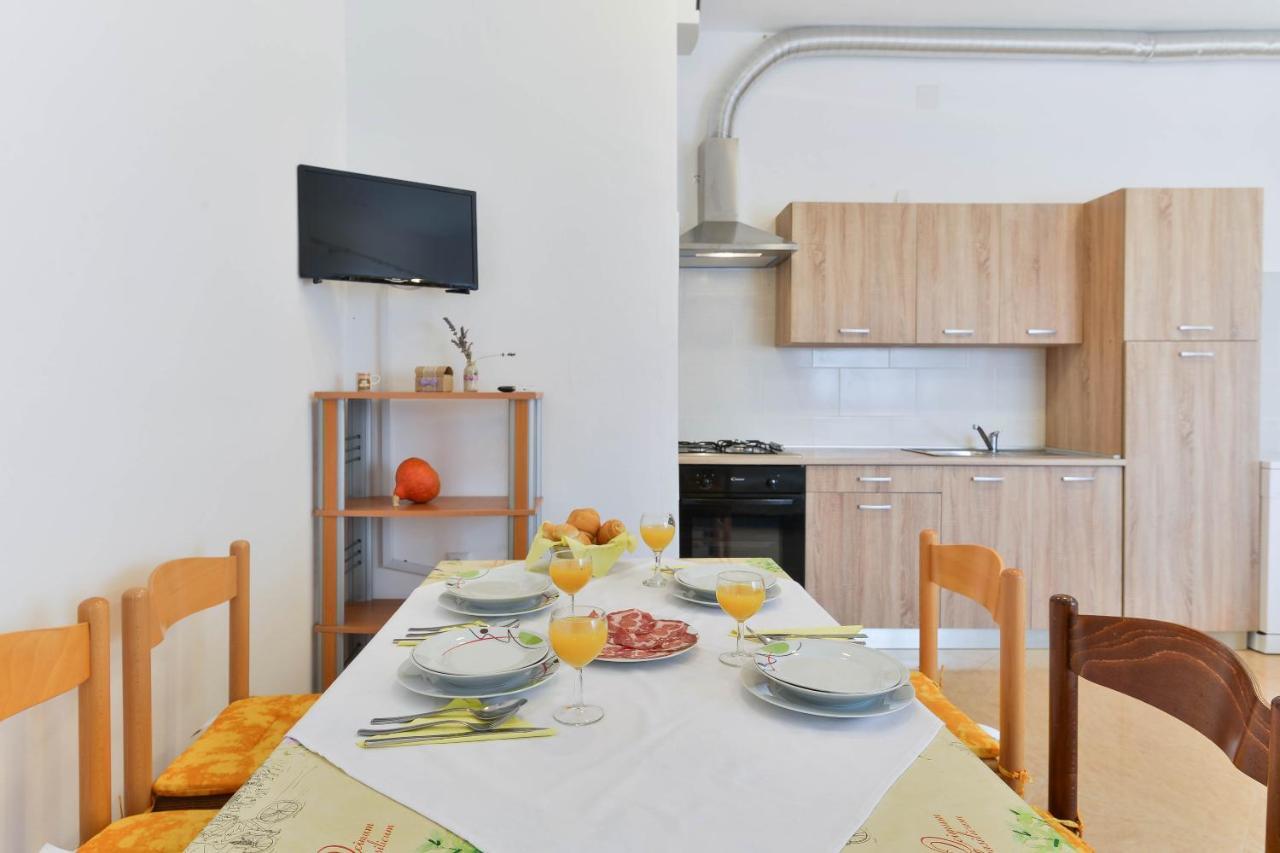 Apartments Lavanda Turanj Exterior photo
